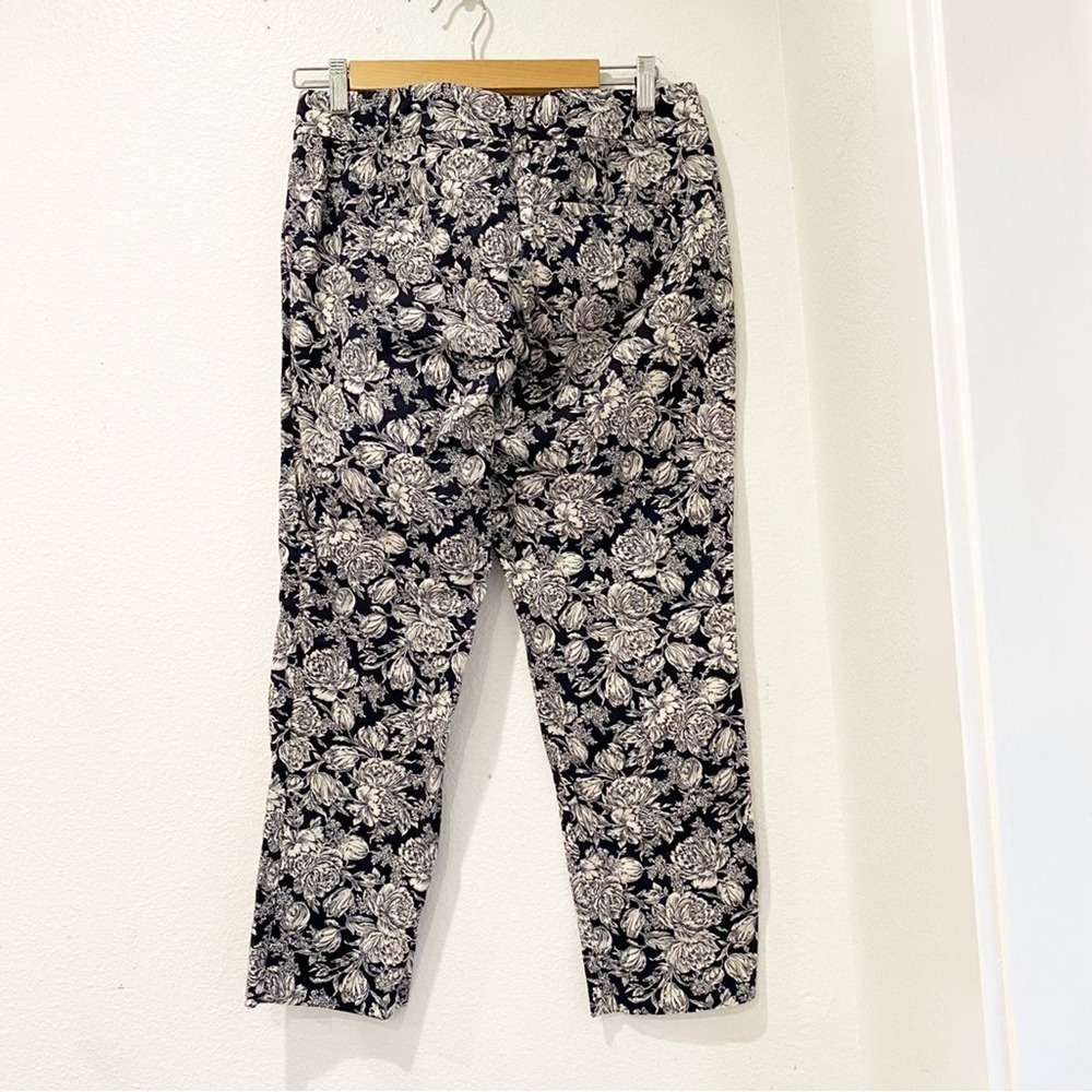 Ann Taylor Cambridge Crop Floral Business Pants sz 4 - Picture 2 of 5